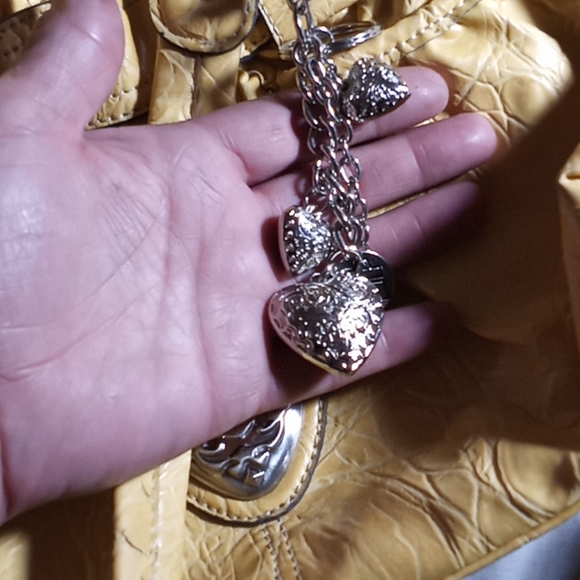 Purse - Picture 3 of 4